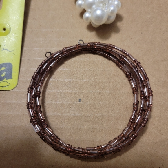 Jewelry Lot Costume Accessory Fashion Bracelets Necklace Earrings Pin - Picture 6 of 10